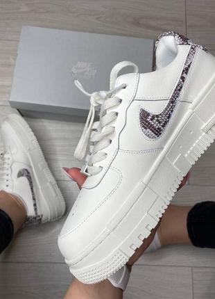 Кроссовки на лето женские nike pixel snakeskin2 фото