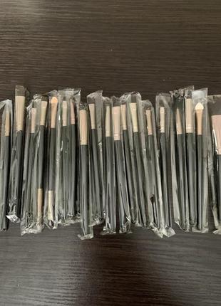 Пензлі для макіяжу