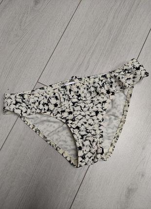 Купальник труси next