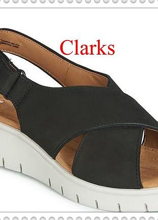 Р.37 clarks  женские нубуковые босоножки  оригинал