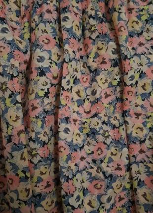 Легенька юбка в квітковий принт6 фото