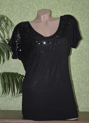 Ошатна чорна кофтинка