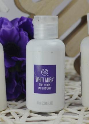 Нежный лосьон для тела the body shop white musk smooth satin body lotion2 фото