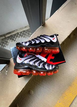 Кроссовки nike air vapormax plus "red/black/white"7 фото