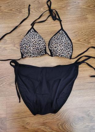 Привабливий купальник