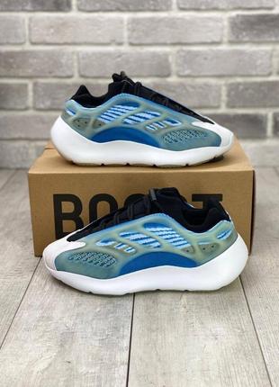 Мужские кроссовки текстильные yeezy boost 700 v3