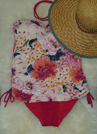Яркий сдельный купальник 12р.