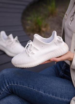 Кросівки adidas yeezy boost 350 triple white (біла підошва) кросівки