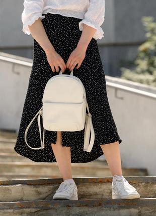 Городской стильный белый  женский рюкзак для прогулки эко кожа5 фото