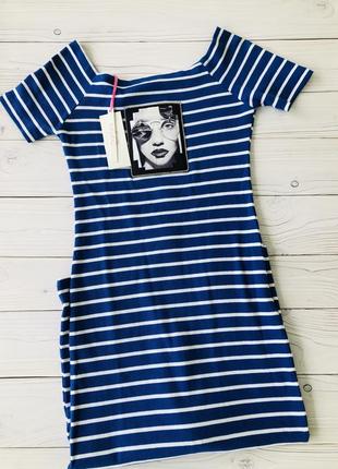 Платье в рубчик