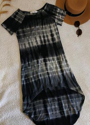 Асиметричний сарафан