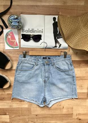 Джинсовые шорты с высокой талией