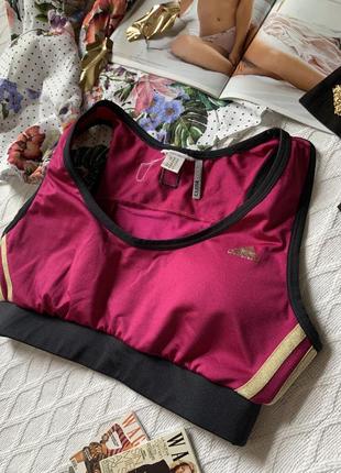 Спортивный яркий топ с вкладышами оригинал