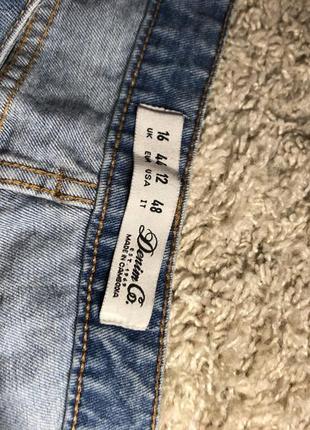 Жіночі джинсові стильні рвані шорти denim co3 фото