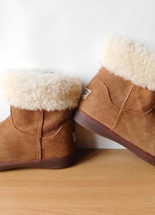 Сапоги ботинки демисезонные ugg 27 р. по стельке 16,6 см2 фото