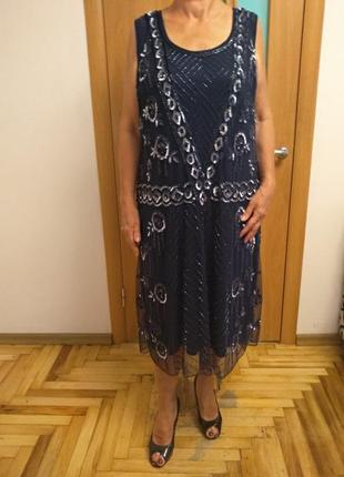 Эксклюзивное платье расшито бисером и паетками. размер 20-22