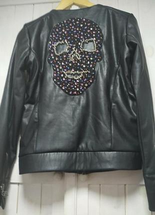 Кожанка,з черепом, люкс якість стамбул, розмір с.