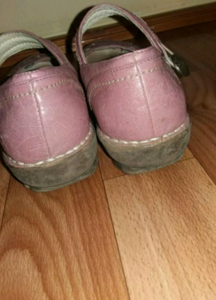 Розовые кожанные туфли 35р4 фото
