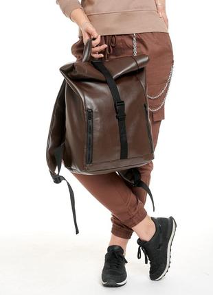 Місткий коричневий міський рюкзак з шкірозамінника, стильний для подорожей4 фото