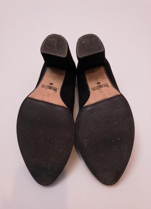 Туфлі чорного кольору4 фото