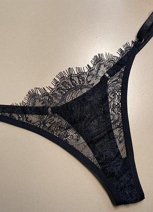 Кружевные трусики с регулировкой на боковых шлейках