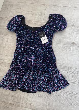 Платье в пайетках zara