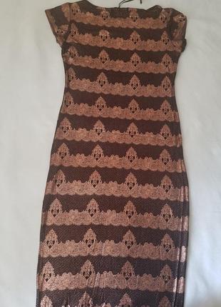 Гарне плаття з золотистим принтом з натуральної еластичної тканини.8 фото