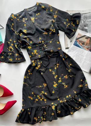 👗отпадное чёрное платье с декольте/платье миди в цветах с рюшами/чёрное платье с поясом-корсетом👗2 фото