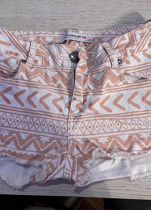 Нові, джинс ,літні шорти