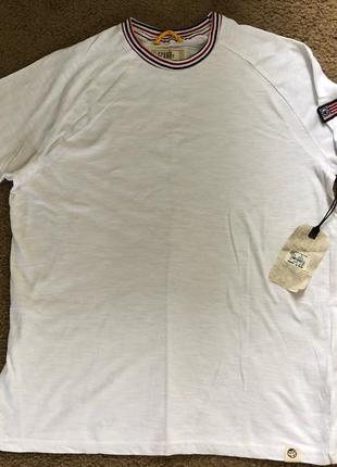 Фірмова футболка free planet