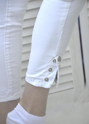 Белые скини джинсы sinsay5 фото