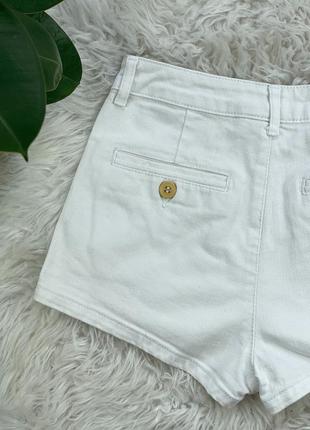 Белые плотные  джинсовые шорты 1+1=34 фото