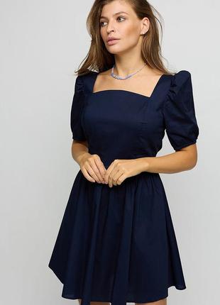 Платье длины мини из легкой рубашечной ткани