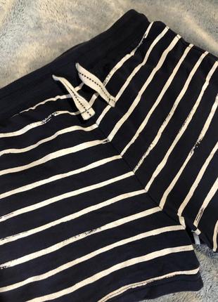 Стильні шорти george 2