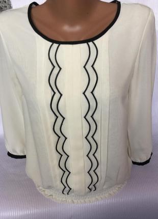 Стильна ніжна блуза