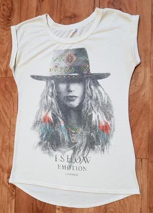 Женская футболка девушка в шляпе размер s-m