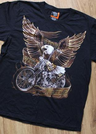 Очень стильная футболка с большим лого rock eagle мерч1 фото