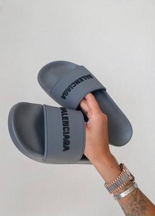 Резиновые летние пляжные серые шлёпанцы тапочки logo slides grey