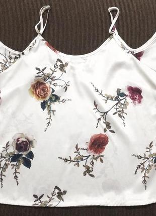 Летняя короткая белая блузка блуза на тонких бретелях принт розы9 фото