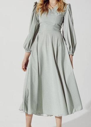 М‘ятна сукня в горошок