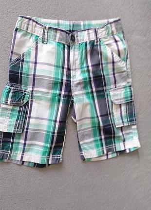 Шорты на мальчика 6-7 лет