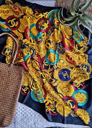 Шелковый большой платок палантин, натуральный шелк в стиле chanel