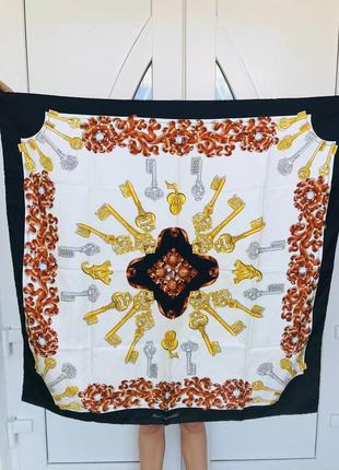 Женский платок karl lagerfeld оригинал