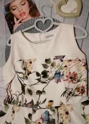 Платье миди в цветочек в цветочный принт4 фото