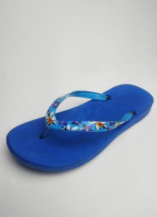 Вьетнамки шлепанцы