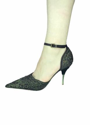 Новые туфли graceland шикарные остроносые лодочки текстильные с камнями коричневые восточный стиль7 фото