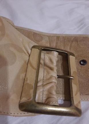 Корсетный кожаный пояс с тиснением.3 фото