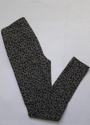 Суперовые стрейчевые брюки леггинсы в леопардовый принт с молниями new look8 фото