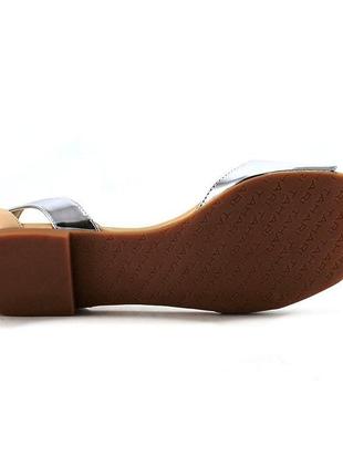 Tahari сандалии,  босоножки без каблука на маленькую ножку,6 фото