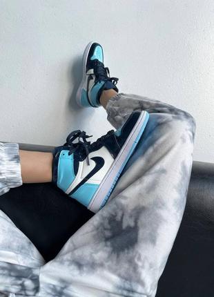 Женские кроссовки nike air jordan retro 1 high "patent blue" синие. женская обувь кожа. наложка3 фото